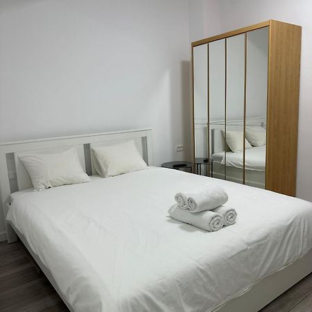 Catedral Apartment Bucarest Esterno foto