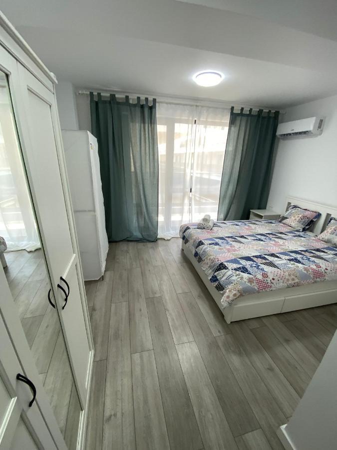 Catedral Apartment Bucarest Esterno foto