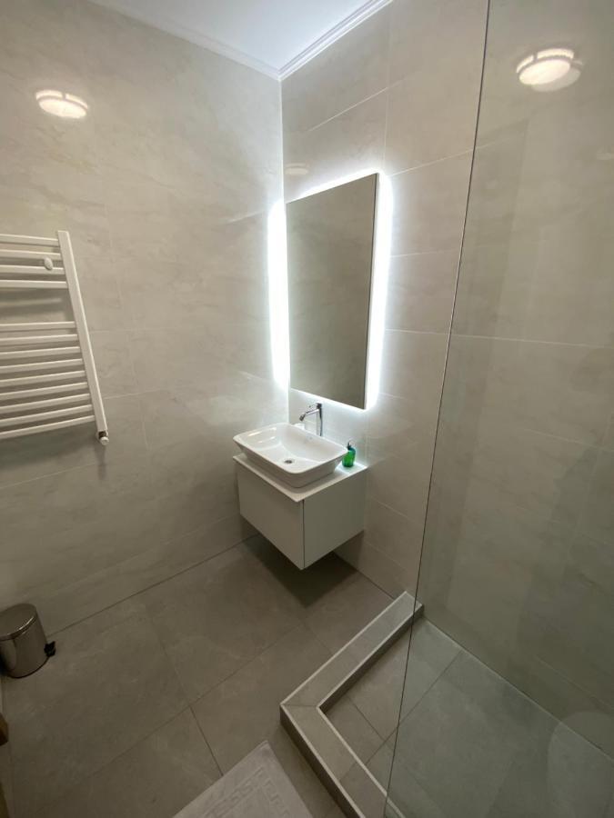 Catedral Apartment Bucarest Esterno foto