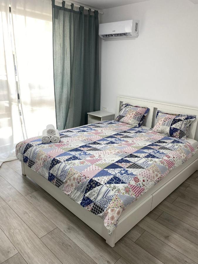 Catedral Apartment Bucarest Esterno foto