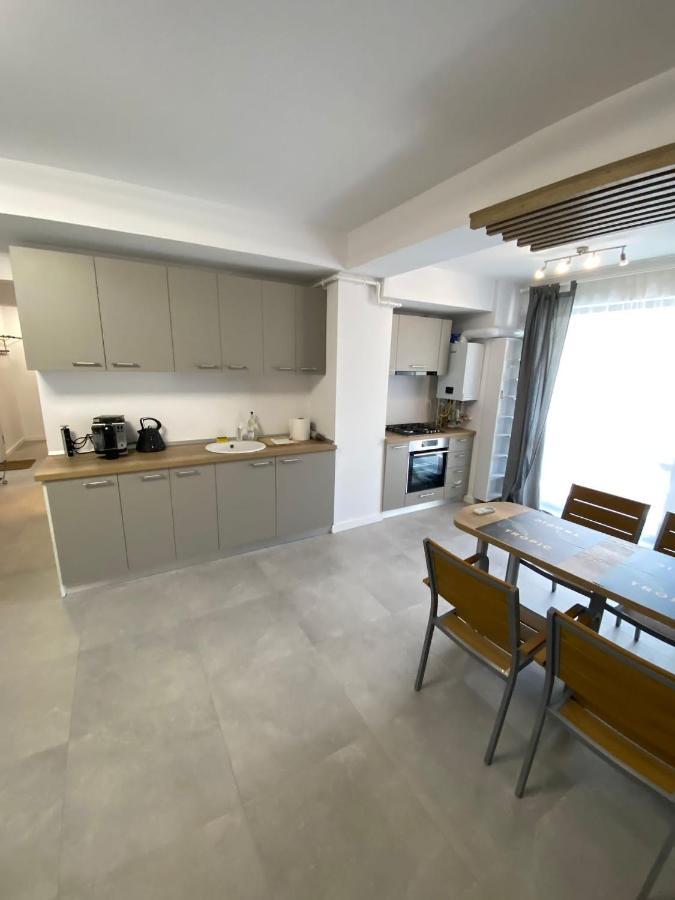 Catedral Apartment Bucarest Esterno foto