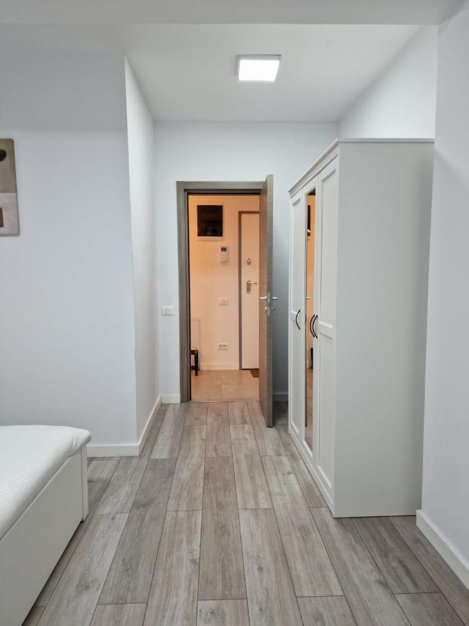 Catedral Apartment Bucarest Esterno foto