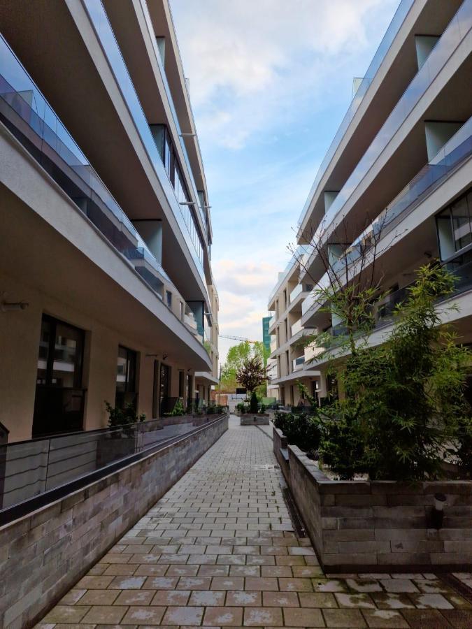 Catedral Apartment Bucarest Esterno foto