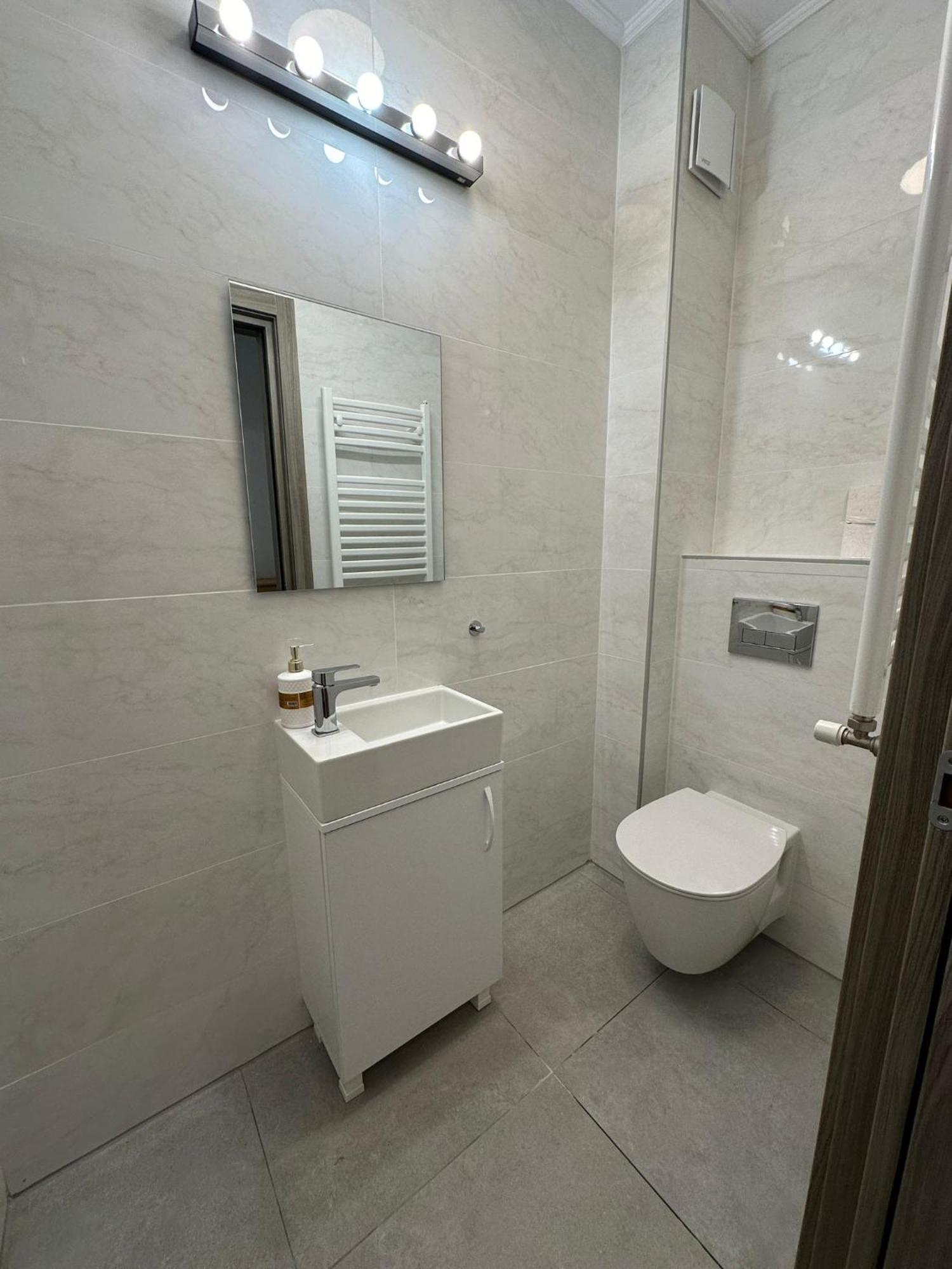Catedral Apartment Bucarest Esterno foto